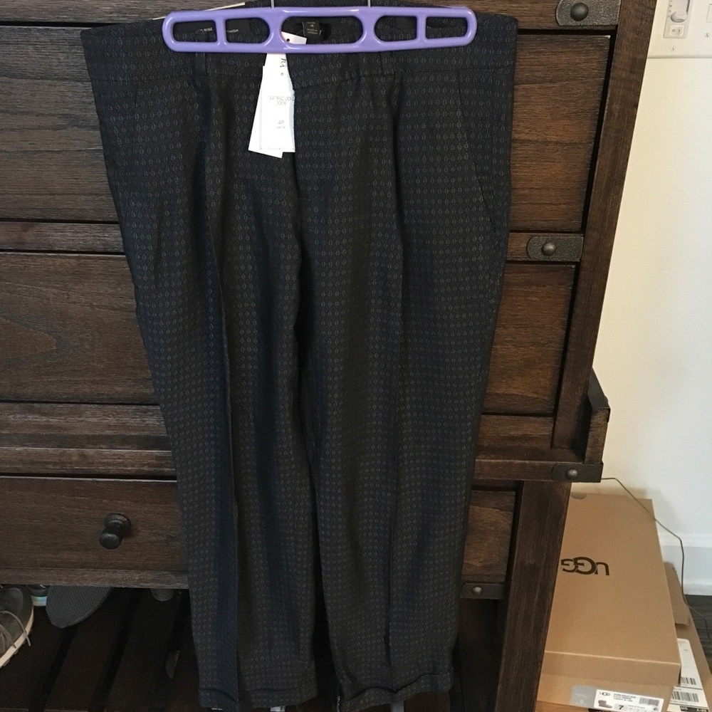 NWT BR dress crop pants